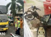 Tragedi di Depan RS Mitra Husada Pringsewu: Pemotor Warga Sidoharjo Tewas, Tiga Luka Akibat Kecelakaan Involving Tiga Kendaraan