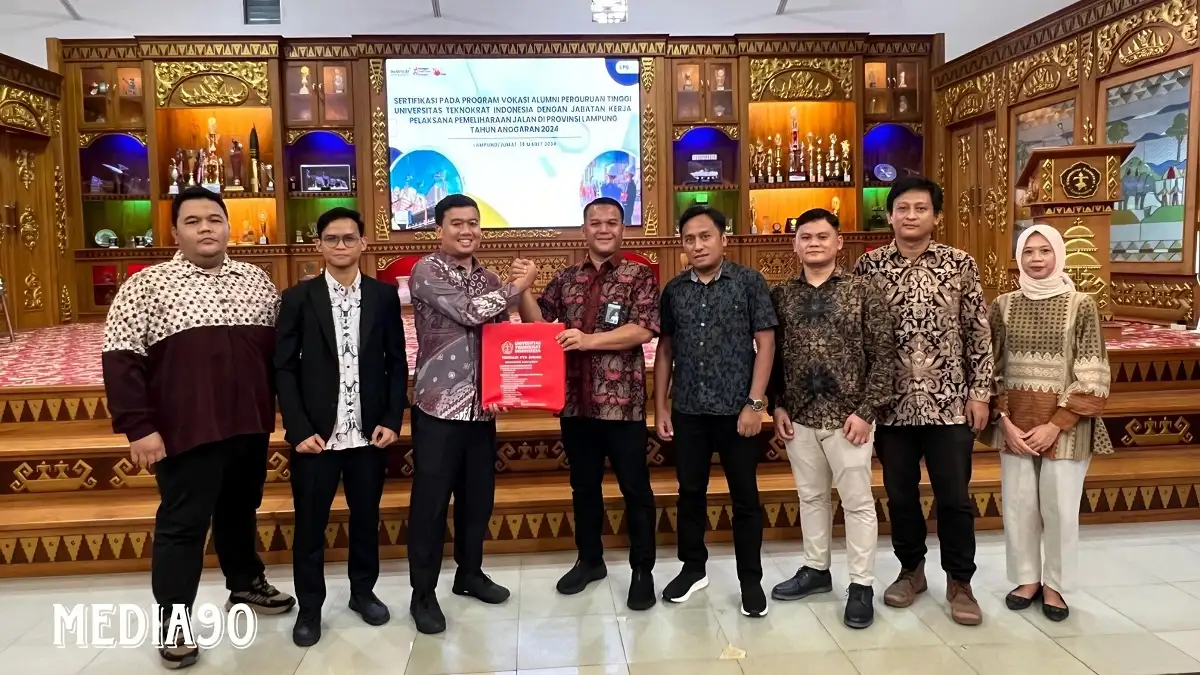 Alumni Teknik Sipil Universitas Teknokrat Indonesia Raih Sertifikasi Pemeliharaan Jalan