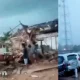 Angin Puting Beliung Porak-Porandakan Rumah di Gerbang Dipasena Rawajitu Selatan, Mobil Rusak Tertimpa Atap