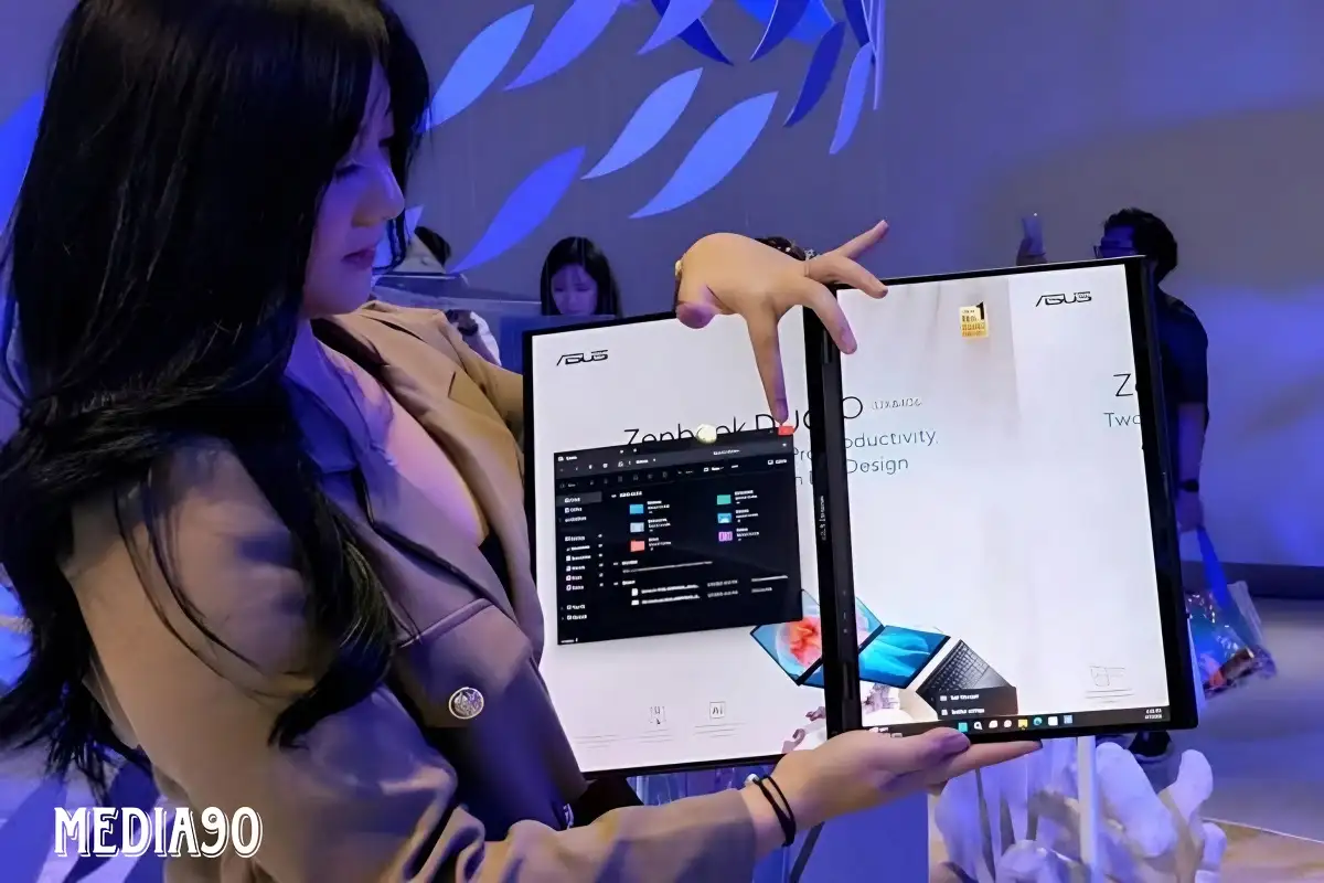 Asus resmi luncurkan Zenbook DUO, laptop berteknologi dua layar berbasis AI