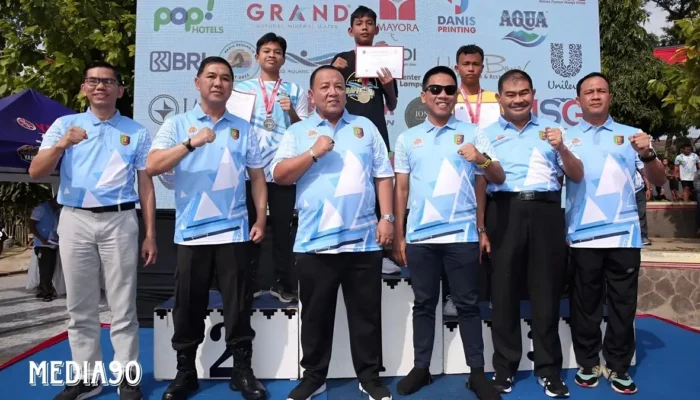 Gubernur Arinal Menggelar Kejuaraan Renang Fun Swimming: Sumatera Bersaing Demi Piala Gubernur