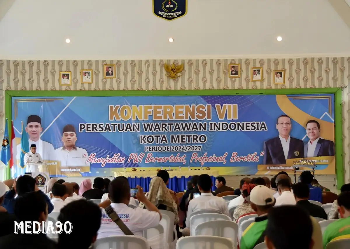 Konferensi PWI Kota Metro Wahdi Dorong Peran Media dalam Pembangunan Kota