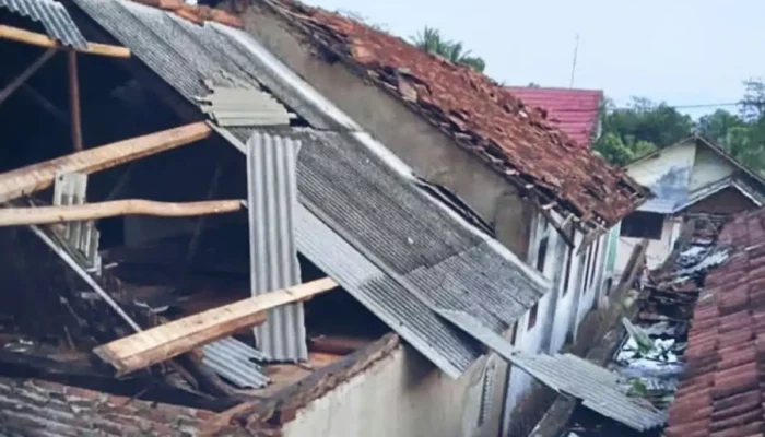 Bantuan Polres Lampung Selatan Segera Tiba untuk Korban Puting Beliung di Desa Baru Ranji Merbau Mataram