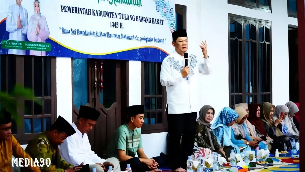 Safari Ramadan di Way Kenanga, M. Firsada Ajak Warga Tulang Bawang Barat Pererat Silahturahmi