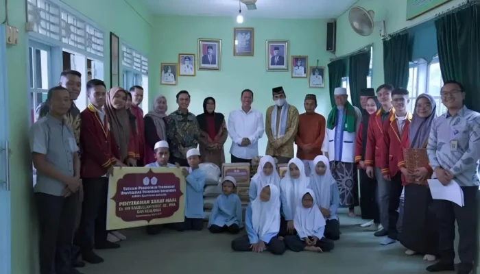 Universitas Teknokrat Indonesia Mengalirkan Zakat Mal ke Panti Asuhan Mulya Pusat