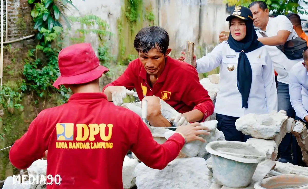 Wali Kota Bandar Lampung Tinjau Perbaikan Talud Sungai Pasca Banjir