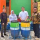 Wong Coco Bantu 60 Unit Tempat Sampah untuk Warga Metro dan Santuni Korban Banjir