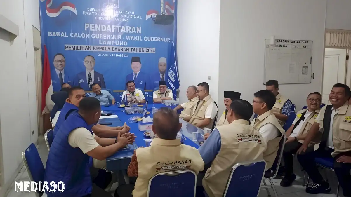Anggota DPR RI Hanan A. Rozak Daftar Penjaringan Calon Gubernur Lampung di PAN