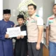 Berbagi Kebahagiaan Ramadan, YBM PLN Lampung Bagikan Zakat ke Santri Hingga Marbot Masjid