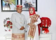 Tuan Rumah Lampung Selatan: Bupati dan Istri Diberi Penghargaan Satyalancana Wira Karya