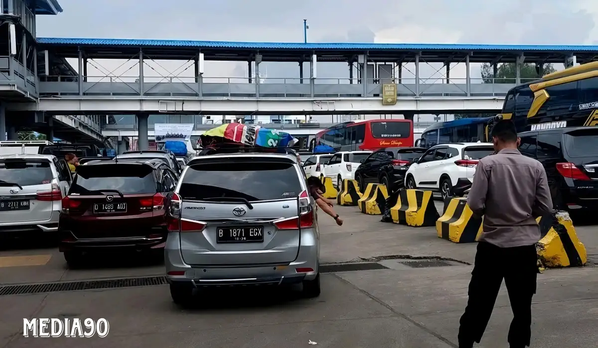 H-5 Lebaran Idulfitri, Polda Lampung Klaim Arus Pemudik Masih Normal dan Lancar di Pelabuhan Bakauheni