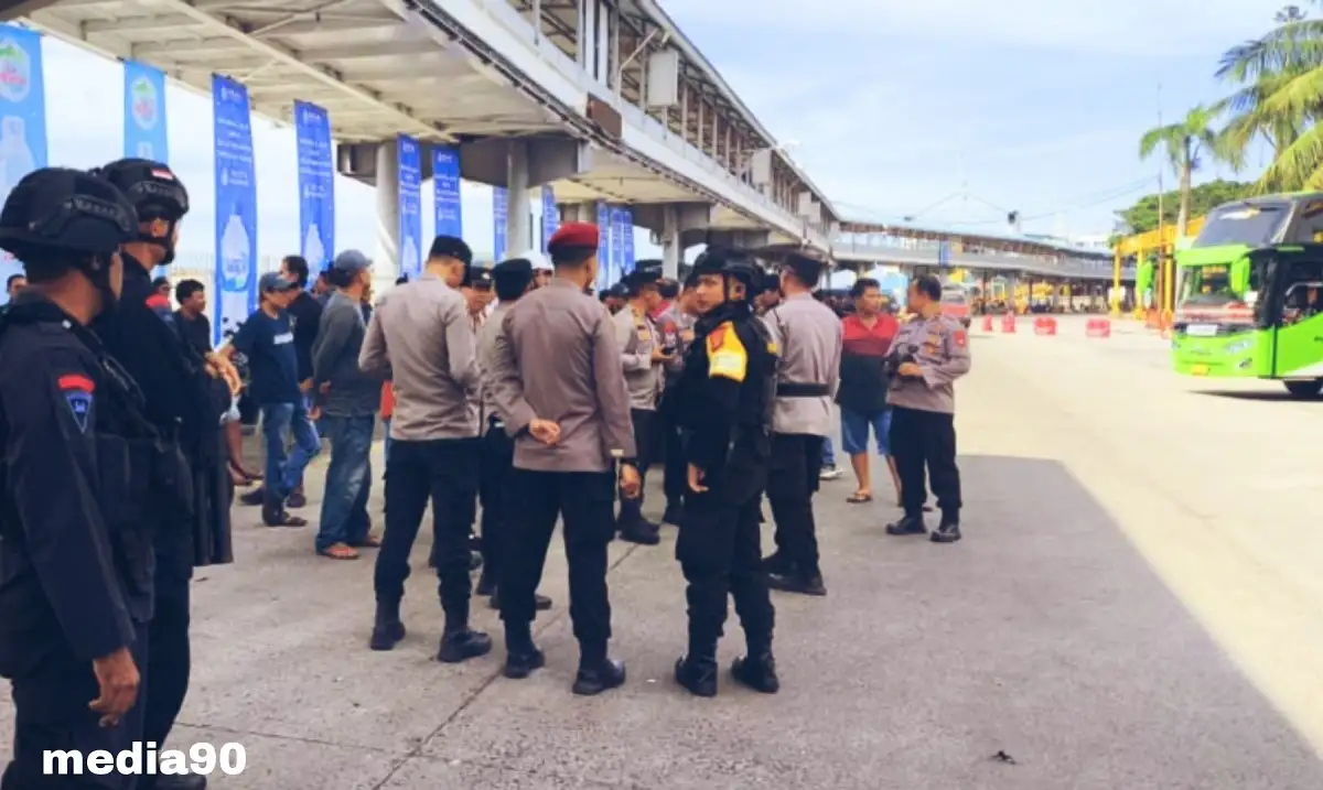 Ikut Jaga Keamanan Pemudik, Batalyon A Pelopor Brimob Lampung Disiagakan di Pelabuhan Bakauheni