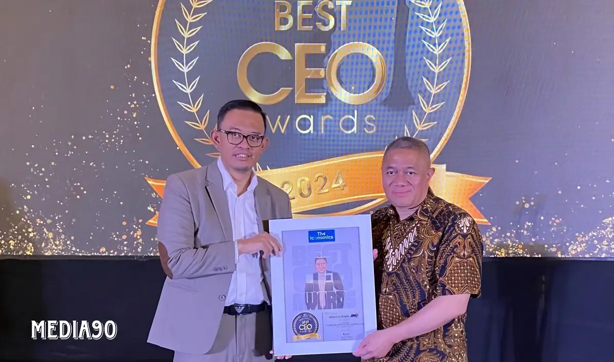 Kali Kelima, Presiden Direktur JNE Mohamad Feriadi Raih Penghargaan Indonesia Best 50 CEO