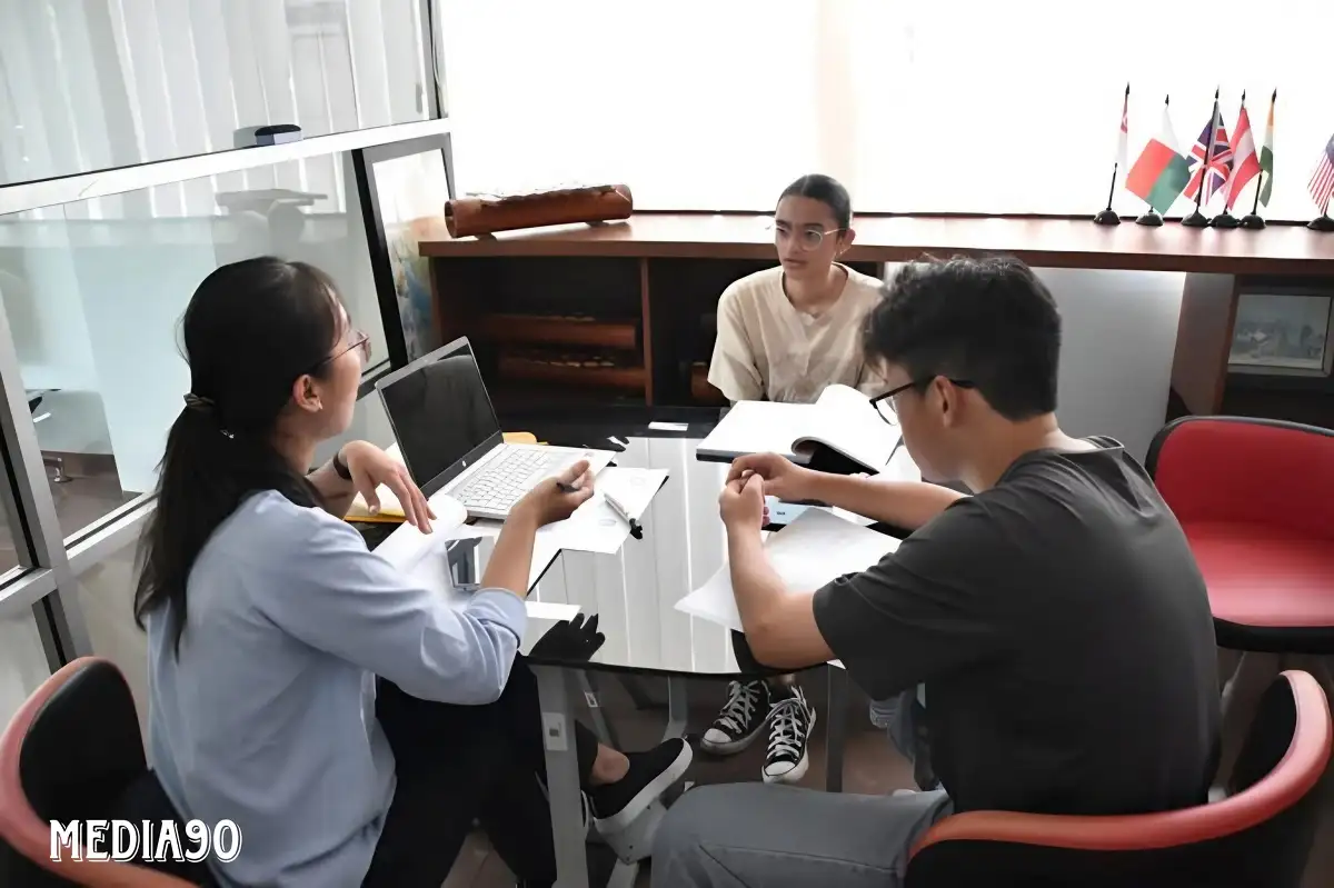 Mahasiswa Asing IIB Darmajaya Belajar Bahasa Indonesia dengan Kantor Bahasa Lampung