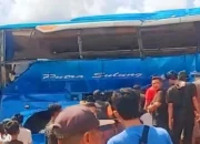 Mati Mesin di Rel, KA Ekspres Rajabasa Hantam Bus Lampung Putra Sulung, Empat Penumpang Meninggal