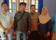 Reuni Emosional: Pertemuan Setelah 24 Tahun, Pria Lampung Timur Menemukan Ayahnya di Bunga Mayang, Lampung Utara