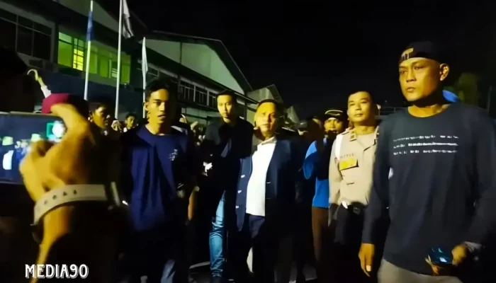 Bupati Lampung Selatan Mendamaikan Unjuk Rasa Karyawan PT SSH untuk Tuntut THR