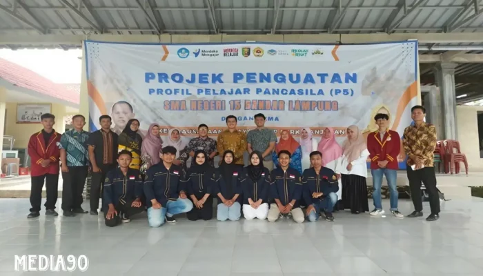UKM Robotik Teknokrat Indonesia Mempersembahkan Pelatihan Teknologi Canggih di SMAN 15 Bandar Lampung