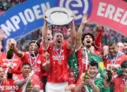 Kejayaan PSV Eindhoven Mengangkat Trofi Liga Belanda