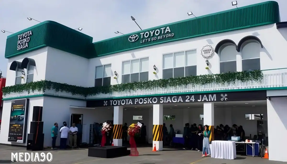 Pengguna Mobil Hybrid Terlayani Dengan Baik Di Toyota Posko Siaga