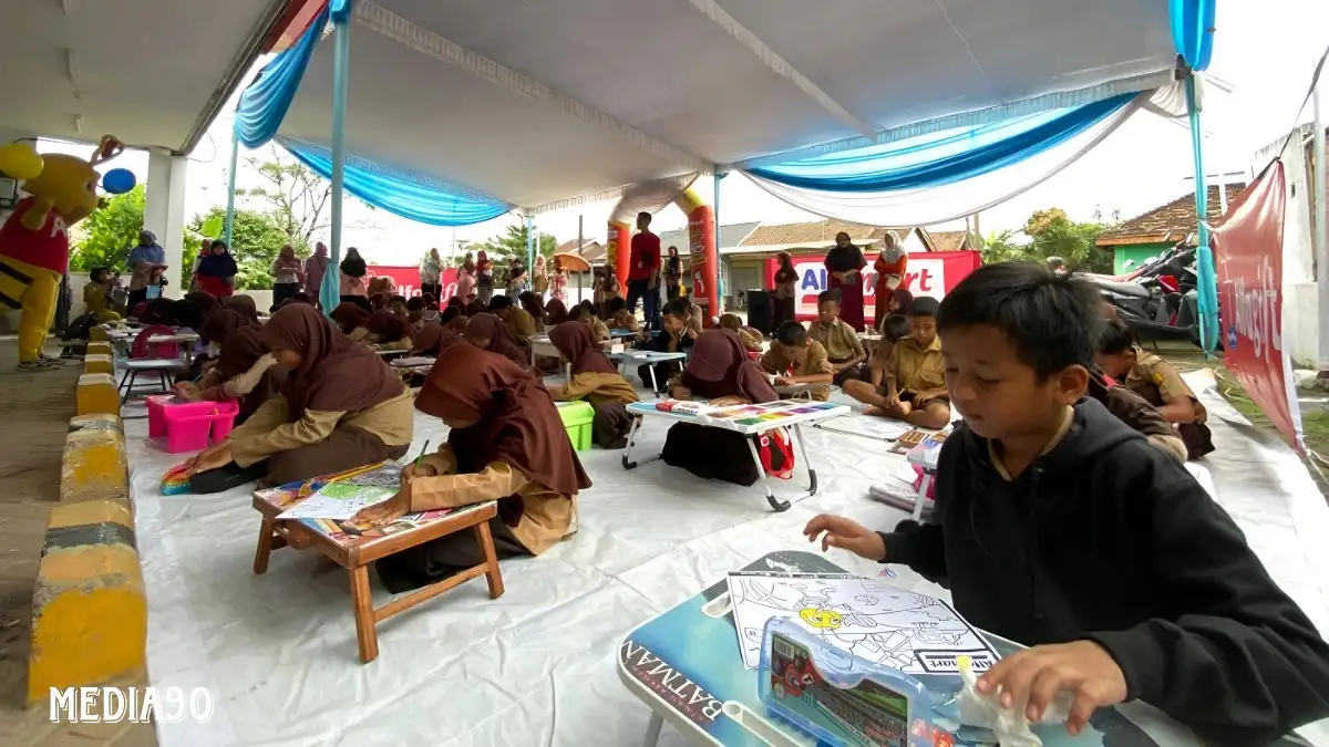 Puluhan Pelajar SD Ikuti Lomba Mewarnai dan Rangking 1 Alfamart di Merbau Mataram Lampung Selatan
