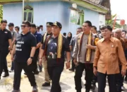 Wakapolda Lampung, Putra Asli Pagar Dewa, dan Gubernur Menebar Benih Ikan di Way Kiri Tubaba