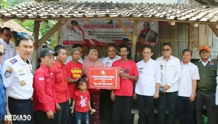 Pemkab Lampung Selatan Membongkar Tujuh Rumah Warga di Rajabasa dan Tanjung Bintang yang Dinilai Tak Layak Huni
