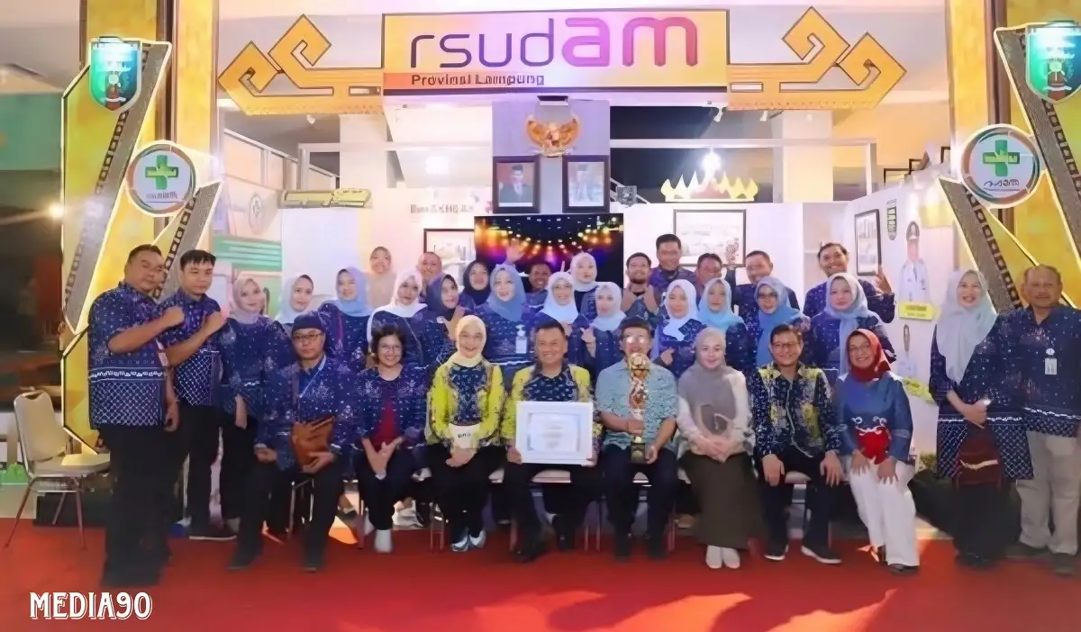 RSUDAM Lampung Raih Juara Kedua Stan Informatif Kategori Perangkat Daerah di Pekan Raya Lampung 2024