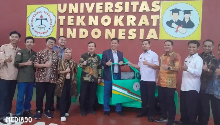 Transformasi Pendidikan: Inspirasi Mahasiswa Universitas Teknokrat Indonesia Menyentuh Hati Kepala LLDikti Wilayah II
