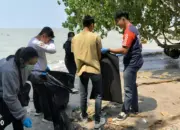 Aksi Sosial, AHM dan TDM Lampung Ajak Komunitas Bersihkan Pantai Agro Kalianda Lampung Selatan