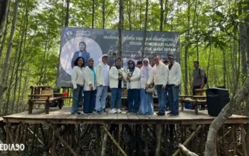 Hari Mangrove Sedunia, Unila Giatkan Ekspedisi Replantasi Mangrove di Padang Cermin Pesawaran