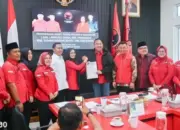 PDIP Beri Surat Tugas ke Pasangan Nanda Indira - Antonius Maju di Pilkada Pesawaran 2024