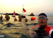 Tantangannya Unik! Komunitas Rayakan HUT ke-79 RI dengan Berenang Merdeka 8.000 Meter di Teluk Lampung, Bidik Rekor MURI
