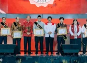 Rusli Bintang Raih Penghargaan Badan Pembinaan Ideologi Pancasila di Balai Sarbini, Jakarta
