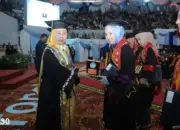 Wisuda 1.237 Mahasiswa Periode VI 2024, ini Pesan Rektor dan IKA Unila ke Para Lulusan