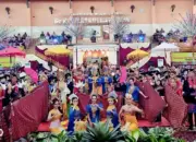 Wisuda Hari Kedua Universitas Teknokrat Indonesia Dimeriahkan Tarian Harmoni Nengah Nyappur