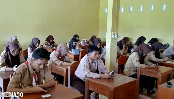 Ujian Semester Ganjil SMKN Rawajitu Timur Berbasis Teknologi Android Berhasil Dilaksanakan