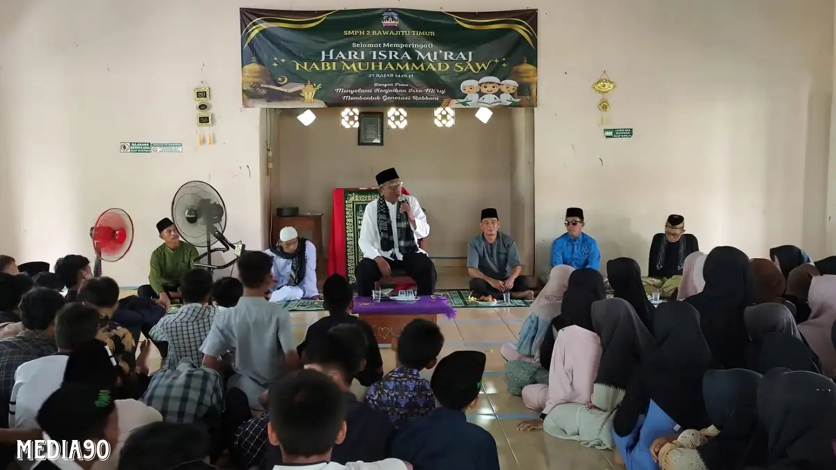 SMPN 2 Rawajitu Timur Gelar Peringatan Isra Miraj, Tekankan Pentingnya Pribadi Rabbani ke Pelajar