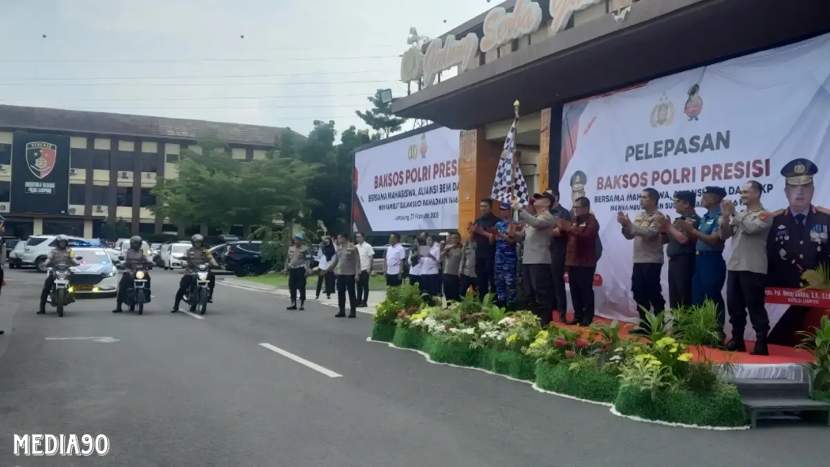 Gandeng Organisasi Pemuda dan Mahasiswa, Polda Lampung Distribusikan Ribuan Paket Sembako ke Korban Banjir