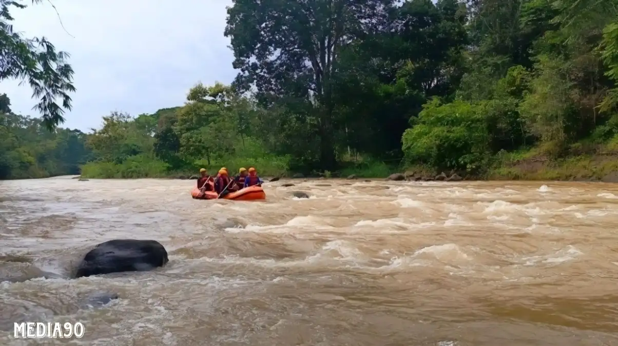 Ikut Ibu Mencuci Baju, Bocah Dua Tahun Hanyut:dan Tenggelam di Sungai Umpu Banjit Way Kanan