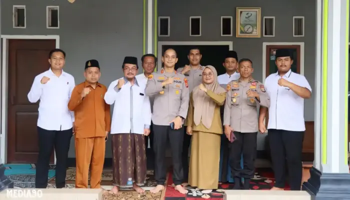 Kapolres Tulang Bawang Jalin Silaturahmi Kamtibmas dengan Ponpes Nurul Fattah, Tingkatkan Sinergi Bersama PCNU untuk Jaga Kondusifitas