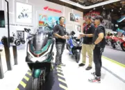 Motor New Honda PCX160 Jadi Idola Konsumen IIMS 2025, Diborong 156 Konsumen