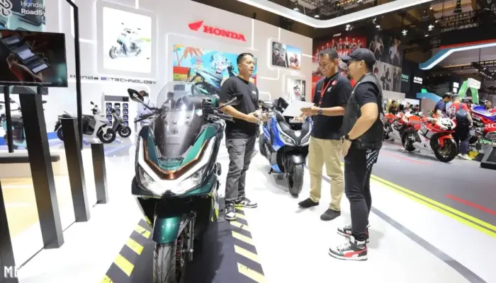 Motor New Honda PCX160 Jadi Favorit Konsumen di IIMS 2025, Terjual Laris 156 Unit