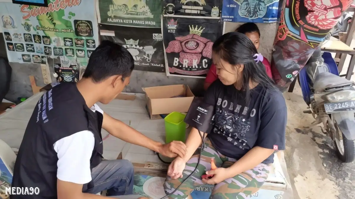 Pemkot Bandar Lampung Mulai Maksimalkan Penanganan Pasca Banjir, Terjunkan Tim Medis Hingga Bantu Warga Bersih-Bersih