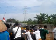 Pemprov Lampung Mulai Gusur Lahan di Sabah Balau Tanjung Bintang, Warga Ricuh dan Melawan, Ibu-Ibu Histeris Pingsan