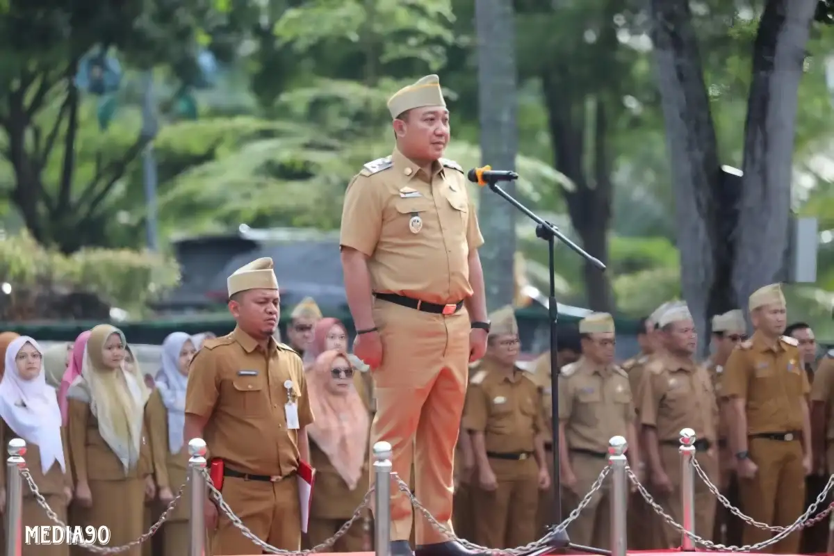 Perdana Pimpin Apel, Wakil Bupati Lampung Selatan M. Syaiful Minta ASN dan THLS Tingkatkan Kinerja Pelayanan