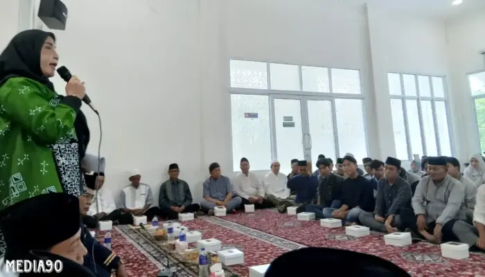 Wali Kota Bandar Lampung Ajak Pengurus Masjid Ar-Raudhoh Taman Surapati Optimalkan Fungsi TPA