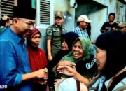 Pastikan Penanganan Cepat dan Terpadu, Gubernur Lampung Mirza Tinjau Korban Banjir di Bandar Lampung