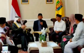 Safari Ramadan ke Lampung, Imam Besar Masjidil Haram Syaikh Abdurrahman Al-Ausy Tamu Pertama Gubernur Mirza