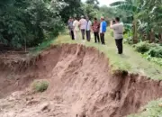 Tanggul di Sungai Kertosari Nyaris Jebol, Pemkab Lampung Selatan Respon Segera Perbaiki Pakai Dana Tanggap Darurat